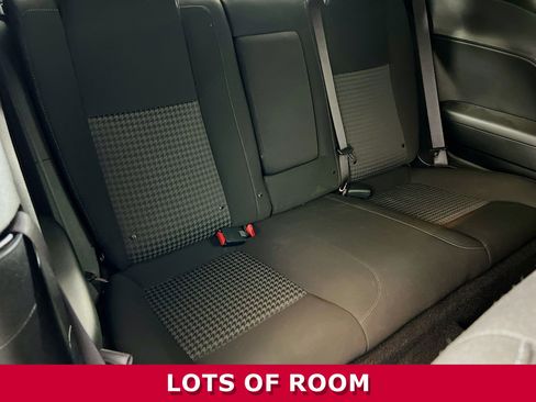 Used 2022 Dodge Challenger R/T image 22