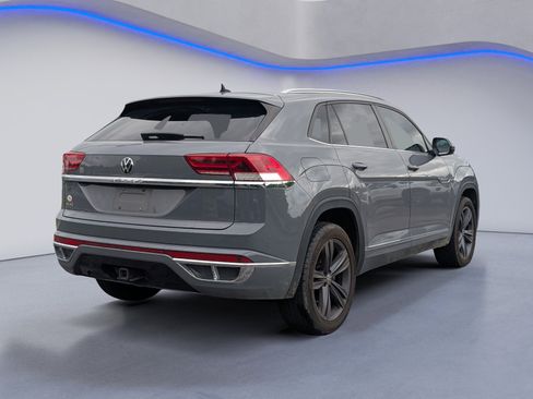 Used 2021 Volkswagen Atlas Cross Sport SE FWD image 5