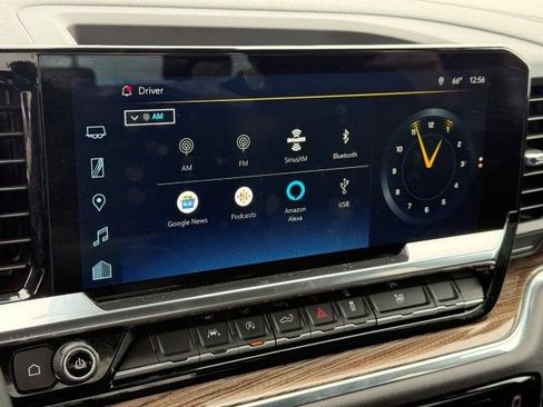 Used 2023 Chevrolet Silverado 1500 LT AWD/4WD image 24