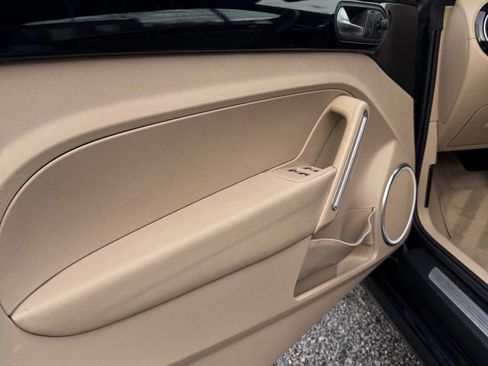 Used 2013 Volkswagen Beetle 2.5 image 79