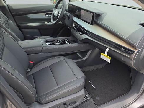 New 2026 Nissan Murano Platinum w/ Cargo Package AWD/4WD image 33