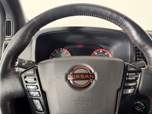 Used 2022 Nissan Frontier PRO-4X AWD/4WD image 26