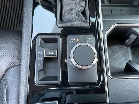 Used 2022 Toyota Tundra Limited AWD/4WD image 23