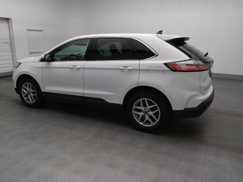 Used 2023 Ford Edge SEL image 3