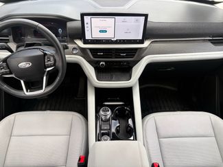 Used 2025 Ford Explorer Platinum w/ Ultimate Package AWD/4WD video 2