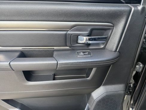 Used 2015 RAM 1500 Sport w/ Black Ram 1500 Sport Group AWD/4WD image 23