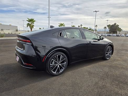 Certified 2025 Toyota Prius Limited image 4