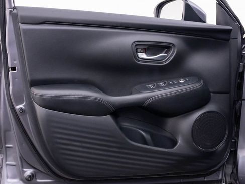 Certified 2025 Honda HR-V EX-L image 15