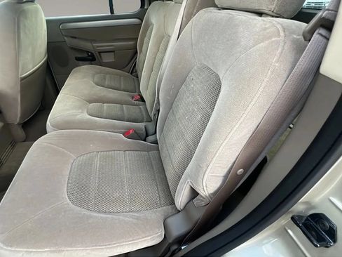 Used 2004 Ford Explorer Sport XLT RWD image 16