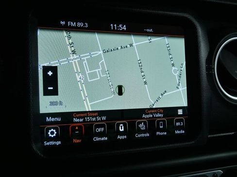 Used 2019 Jeep Wrangler Unlimited Sahara w/ Uconnect 4C Nav & Sound Group AWD/4WD image 22