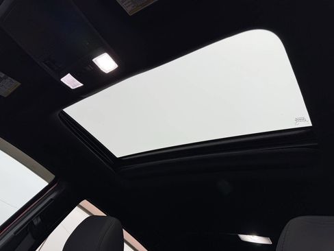 Used 2017 Toyota Tacoma TRD Sport image 24