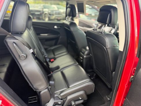 Used 2015 Dodge Journey Crossroad w/ Flexible Seating Group AWD/4WD image 17