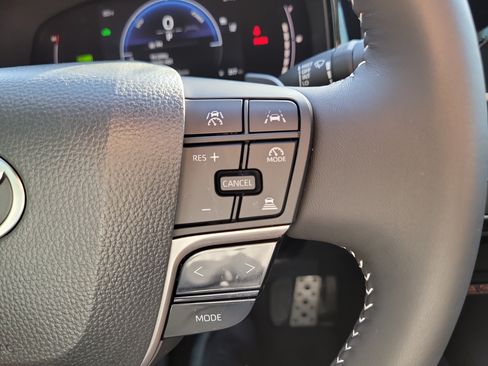 Certified 2026 Toyota Camry SE FWD image 30