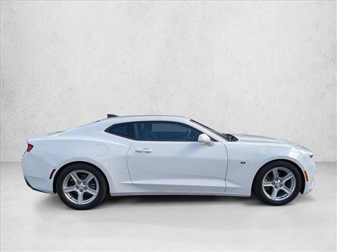 Used 2017 Chevrolet Camaro LS image 4
