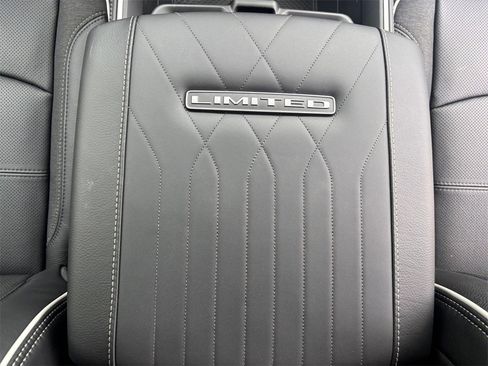 New 2025 RAM 2500 Limited image 16