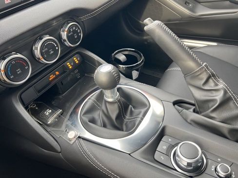 New 2025 MAZDA MX-5 Miata Grand Touring w/ Weather Package image 40