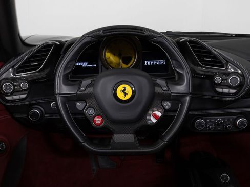 Used 2018 Ferrari 488 Spider image 34