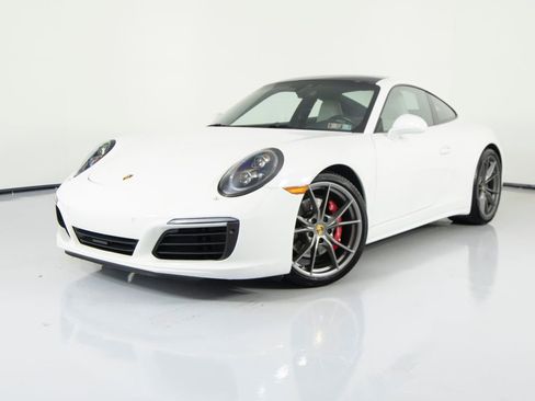 Certified 2017 Porsche 911 Carrera 4S image 1