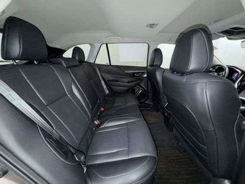 Used 2023 Subaru Outback Limited image 16