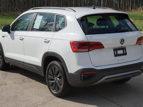 Used 2024 Volkswagen Taos S image 3
