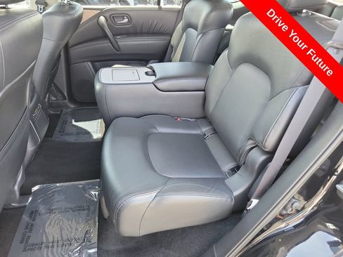 Used 2023 Nissan Armada SL w/ Captain's Chairs Package AWD/4WD image 29