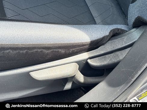 Certified 2023 Nissan Versa SV FWD image 27