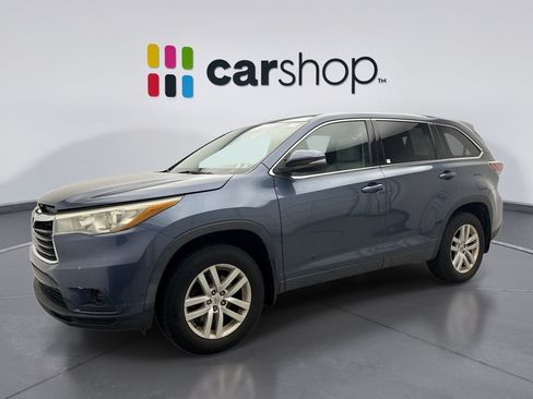 Used 2015 Toyota Highlander LE AWD/4WD image 1