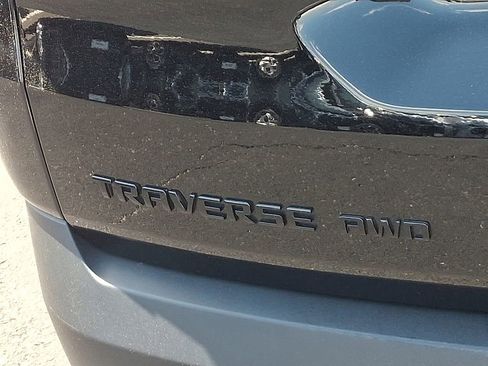 Certified 2023 Chevrolet Traverse RS w/ LPO, Floor Liner Package AWD/4WD image 33