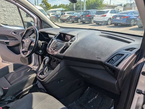 Used 2018 Ford Transit Connect XLT FWD image 13
