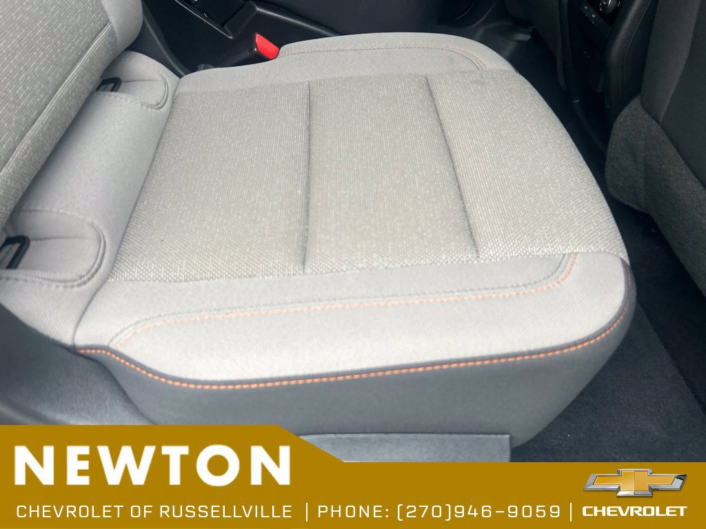 Used 2026 Chevrolet Traverse LT w/ Driver Confidence Package FWD image 30