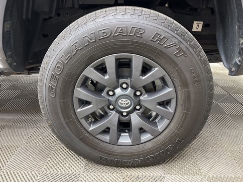 Used 2021 Toyota Tacoma SR5 image 6