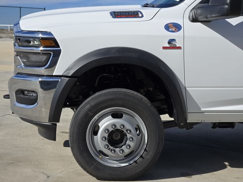 New 2026 RAM 5500 Tradesman w/ Chrome Appearance Group AWD/4WD image 6