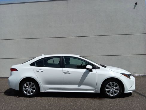 Certified 2024 Toyota Corolla LE FWD image 2