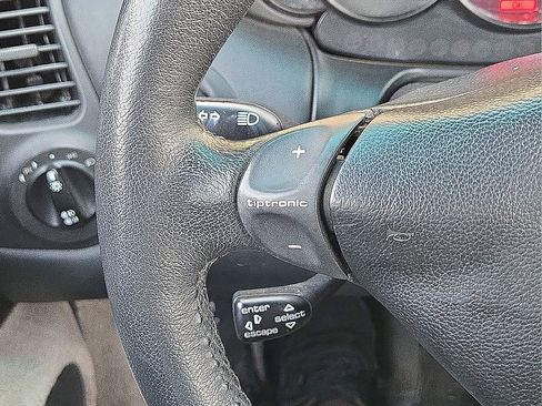 Used 2002 Porsche 911 Carrera image 24