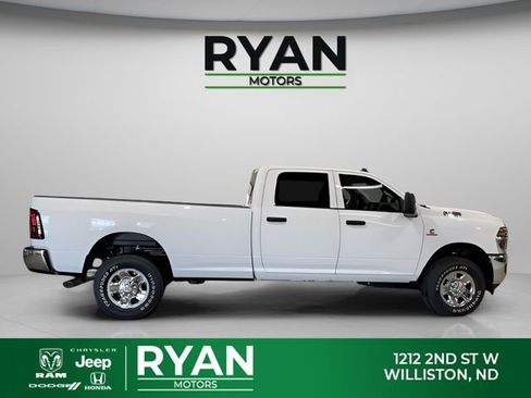 New 2025 RAM 2500 Tradesman w/ Chrome Appearance Group AWD/4WD image 10