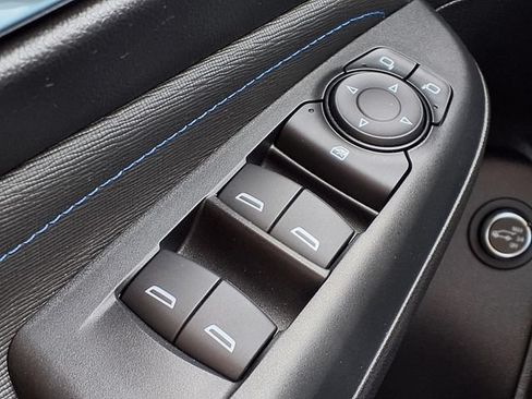 Used 2025 Buick Envista Sport Touring w/ Convenience I Package FWD image 16