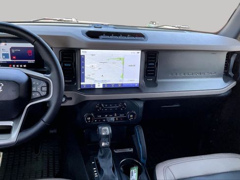 Used 2024 Ford Bronco Wildtrak AWD/4WD image 7