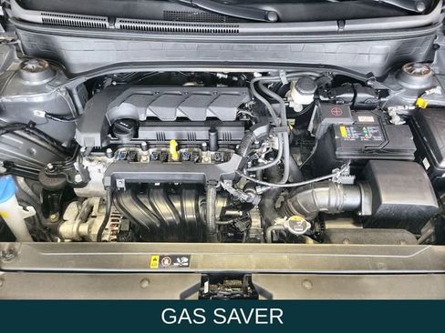 Used 2025 Hyundai Venue SEL FWD image 26