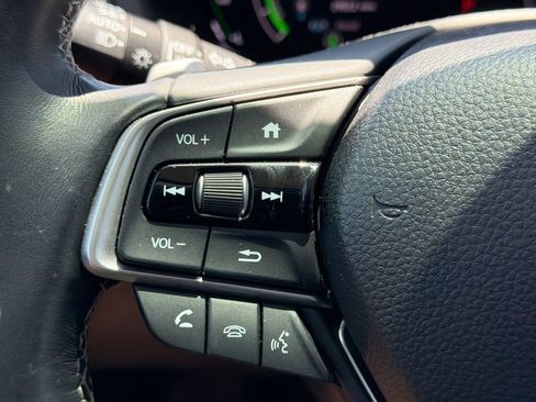 Used 2019 Honda Insight Touring image 26
