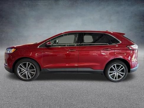 Used 2020 Ford Edge Titanium FWD image 11