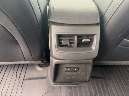 New 2026 Chevrolet Equinox EV LT image 13