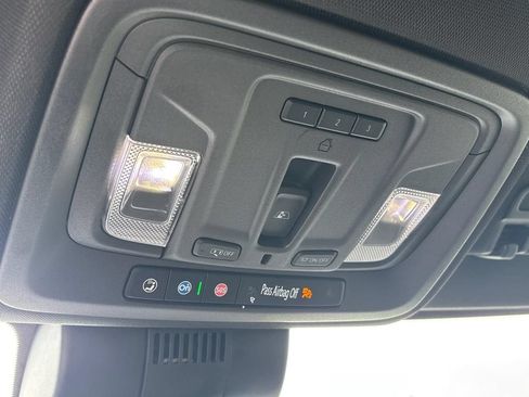 Used 2024 GMC Sierra 2500 AT4 w/ AT4 Preferred Package AWD/4WD image 40