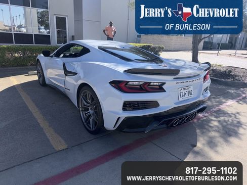 Used 2024 Chevrolet Corvette Z06 image 4