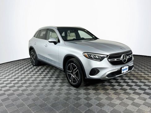 Used 2026 Mercedes-Benz GLC 300 4MATIC image 6