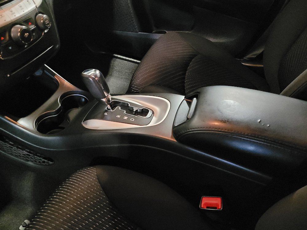 Used 2020 Dodge Journey SE w/ SE Popular Equipment Group FWD image 26