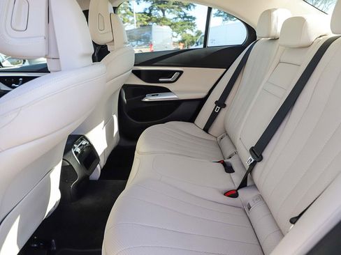 Certified 2025 Mercedes-Benz E 350 4MATIC Sedan image 19