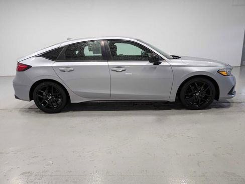 Used 2023 Honda Civic Sport image 7