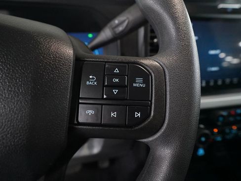 Used 2025 Ford F250 XLT w/ Black Appearance Package AWD/4WD image 18