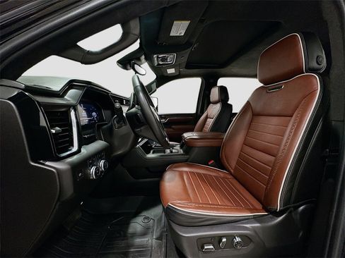 Used 2025 GMC Sierra 2500 Denali Ultimate image 22