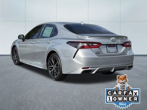 Used 2021 Toyota Camry SE image 15